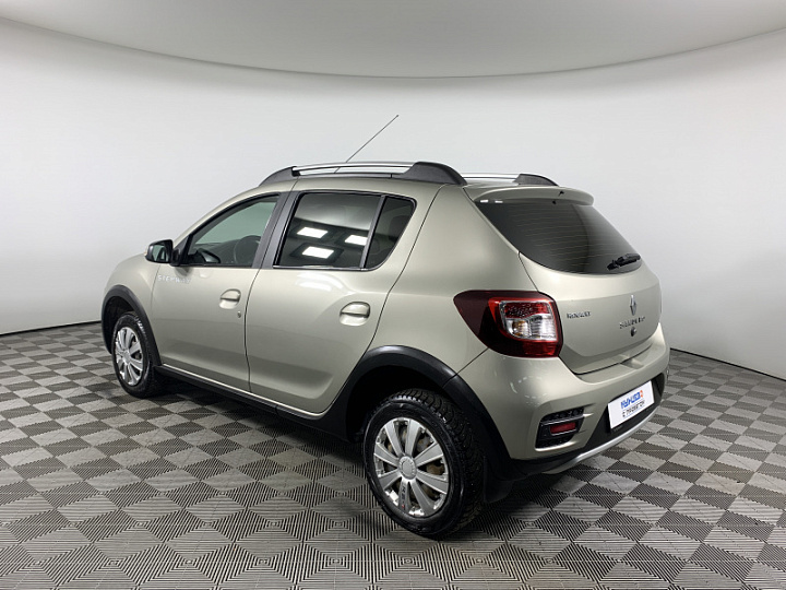 RENAULT Sandero Stepway 1.6, 2015 года, Механика, БЕЖЕВЫЙ