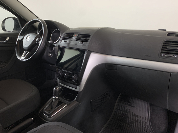 SKODA Yeti 1.4, 2014 года, Робот, Серебристо-желтый