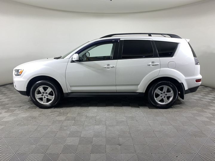 Mitsubishi Outlander 2, 2011 года, Вариатор, Белый