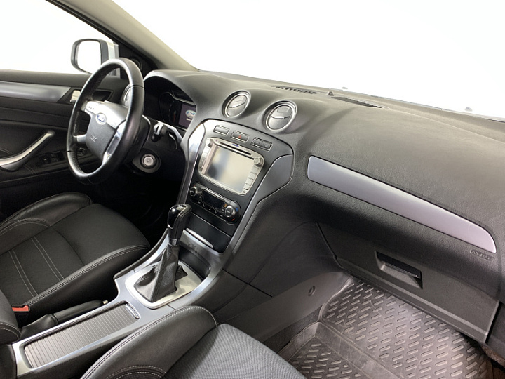 FORD Mondeo 2, 2012 года, Робот, Серебристый