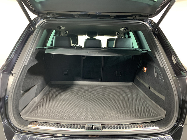 VOLKSWAGEN Touareg 3, 2018 года, Автоматическая, ЧЕРНЫЙ
