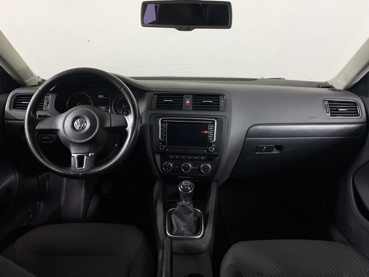 Volkswagen Jetta 1.4, 2014 года, Механика, Серебристый