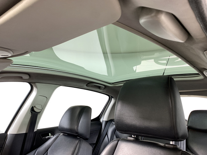 Peugeot 308 1.6, 2011 года, Автоматическая, Белый