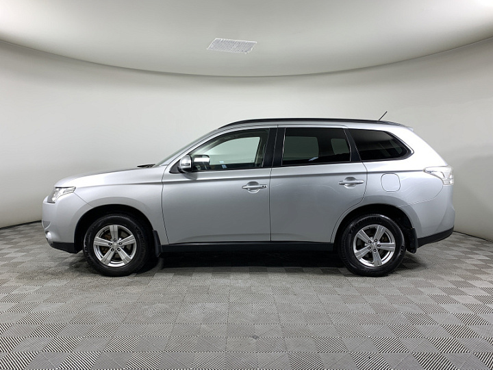 MITSUBISHI Outlander 2.4, 2013 года, Вариатор, Серебристый