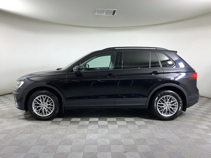 Volkswagen Tiguan 1.4, 2020 года, Робот, Черный