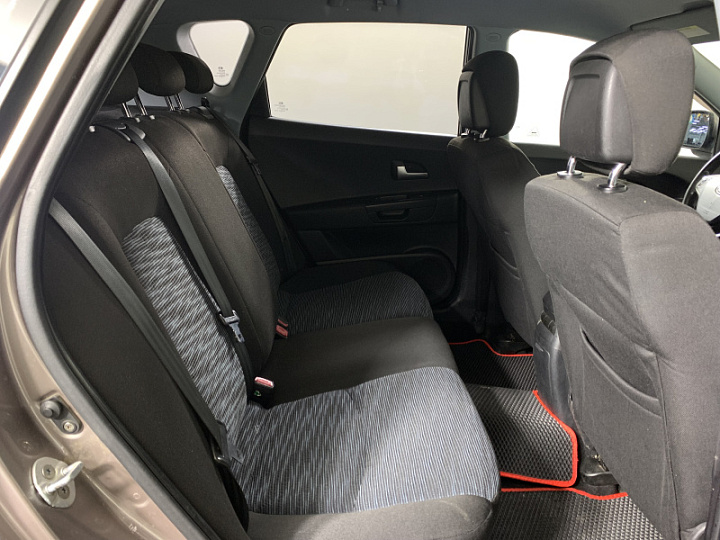 KIA Ceed 1.6, 2008 года, Автоматическая, БЕЖЕВЫЙ