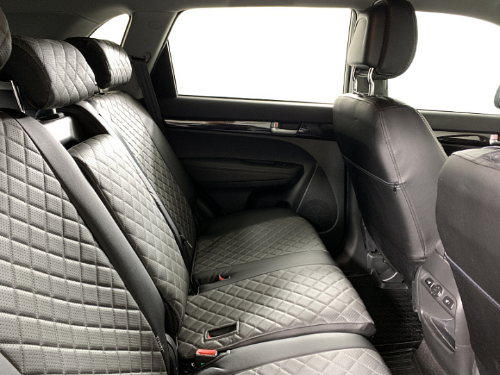 KIA Sorento 2.4, 2019 года, Автоматическая, Серебристый