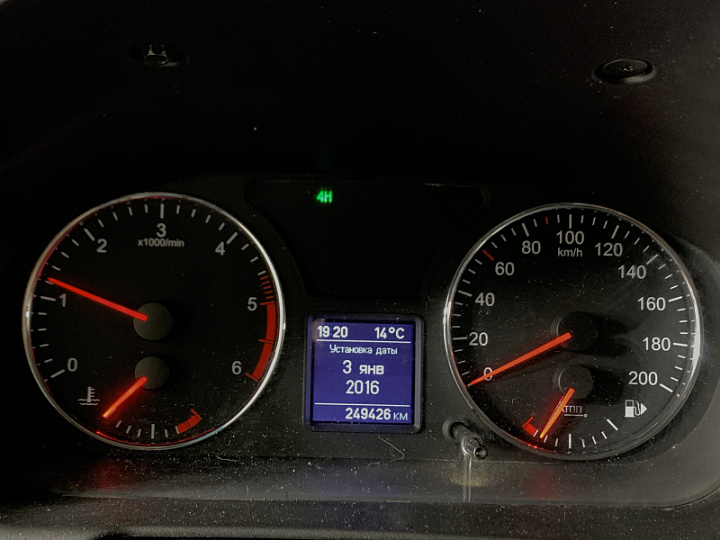 УАЗ Patriot 2.7, 2016 года, Механика, БЕЛЫЙ