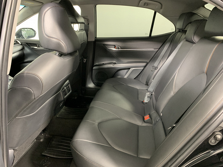 TOYOTA Camry 2.5, 2018 года, Автоматическая, Черный металлик