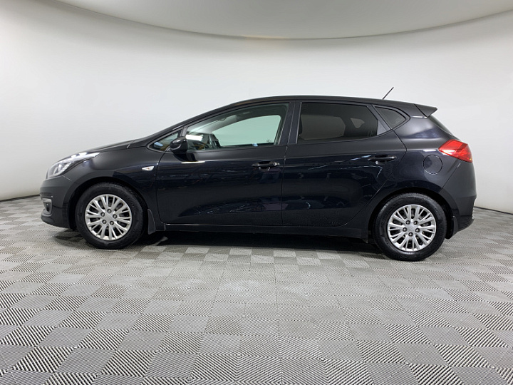 KIA Ceed 1.4, 2015 года, Механика, ЧЕРНЫЙ