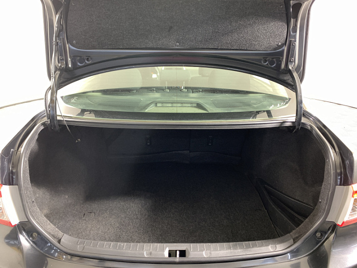 TOYOTA Corolla 1.3, 2010 года, Механика, ЧЕРНЫЙ