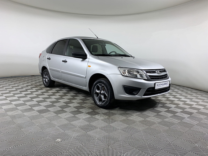 Lada Granta 1.6, 2014 года, Механика, Серебристый