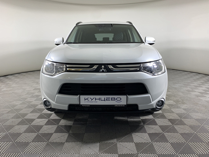 MITSUBISHI Outlander 2.4, 2013 года, Вариатор, БЕЛЫЙ
