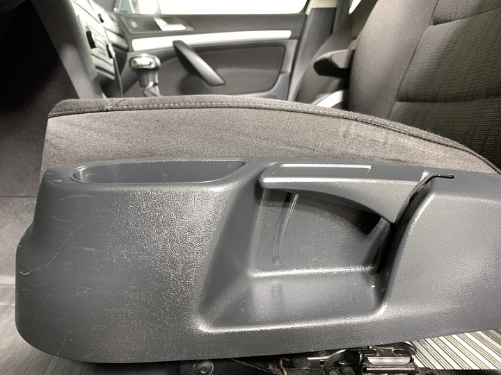 Skoda Octavia 1.8, 2013 года, Робот, Серый
