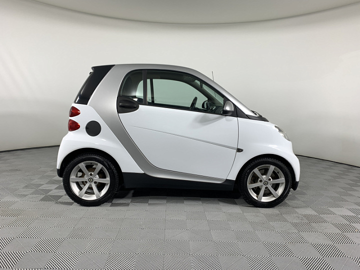 SMART Fortwo 1, 2007 года, Робот, БЕЛЫЙ