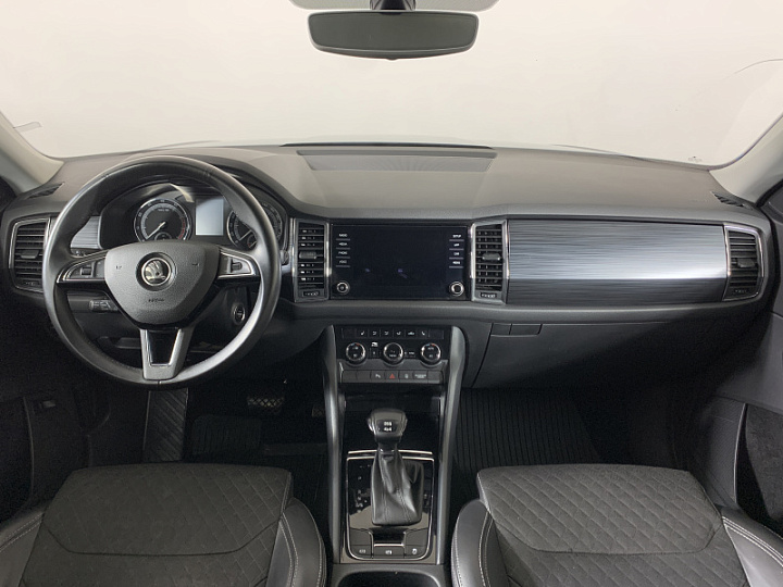 SKODA Kodiaq 1.4, 2018 года, Робот, ЧЕРНЫЙ