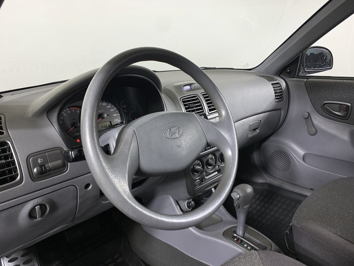 HYUNDAI Accent 1.5, 2009 года, Автоматическая, КРАСНЫЙ