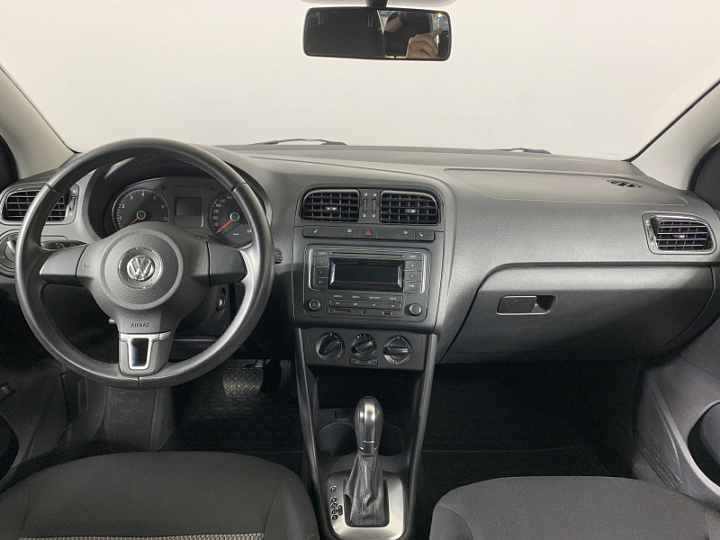 VOLKSWAGEN Polo 1.6, 2013 года, Автоматическая, ТЕМНО-СИНИЙ