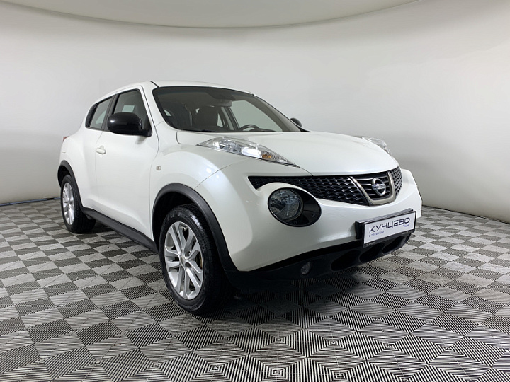 NISSAN Juke 1.6, 2014 года, Вариатор, БЕЛЫЙ