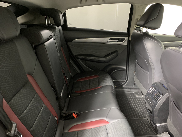 Haval F7x 2, 2022 года, Робот, Черный