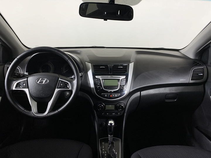 HYUNDAI Solaris 1.6, 2011 года, Автоматическая, БЕЛЫЙ