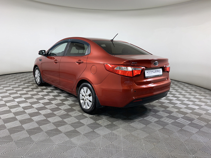 KIA Rio 1.6, 2012 года, Механика, КРАСНЫЙ