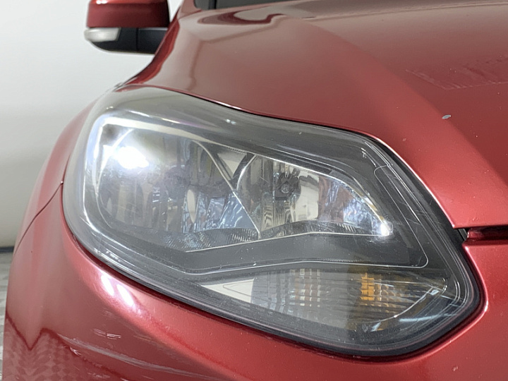 FORD Focus 1.6, 2013 года, Робот, КРАСНЫЙ