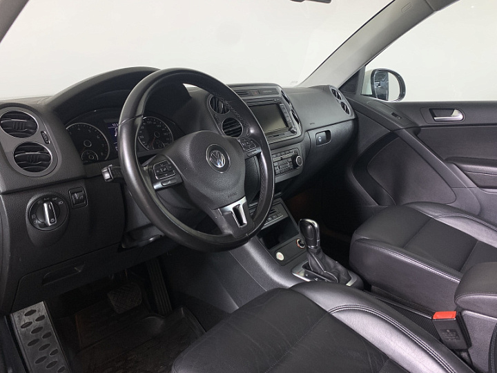 Volkswagen Tiguan 2, 2013 года, Автоматическая, Не определен