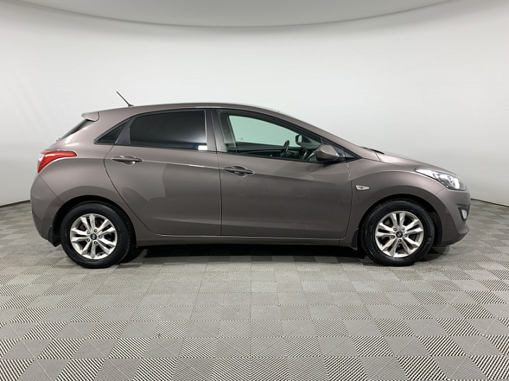 HYUNDAI i30 1.6, 2013 года, Автоматическая, КОРИЧНЕВЫЙ