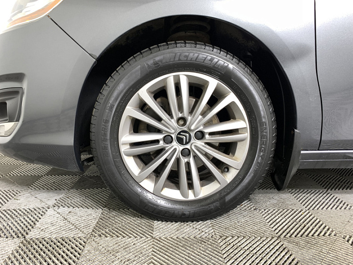 Citroen C4 1.6, 2015 года, Автоматическая, Светло серый