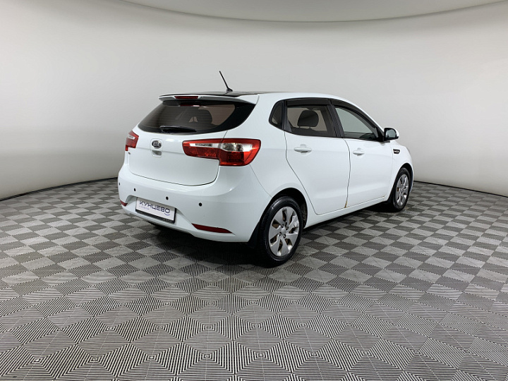 KIA Rio 1.4, 2012 года, Автоматическая, БЕЛЫЙ