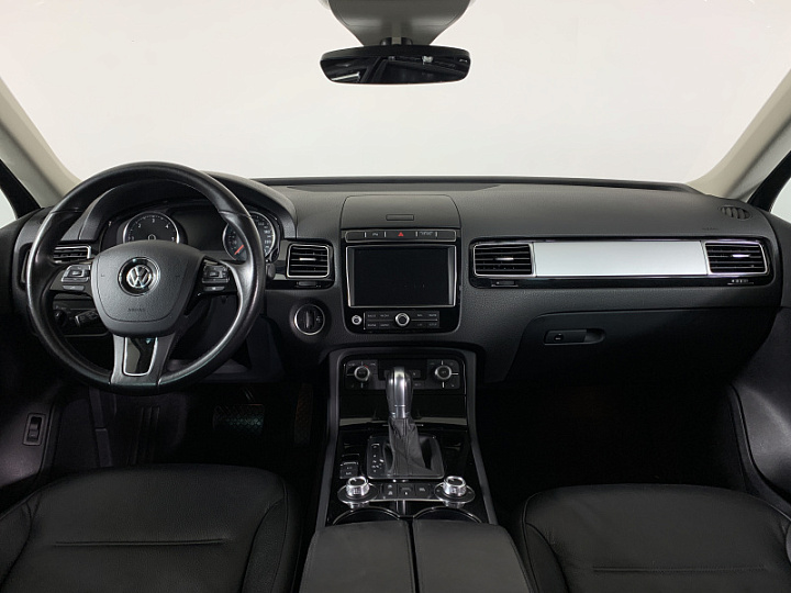 VOLKSWAGEN Touareg 3, 2018 года, Автоматическая, БЕЛЫЙ