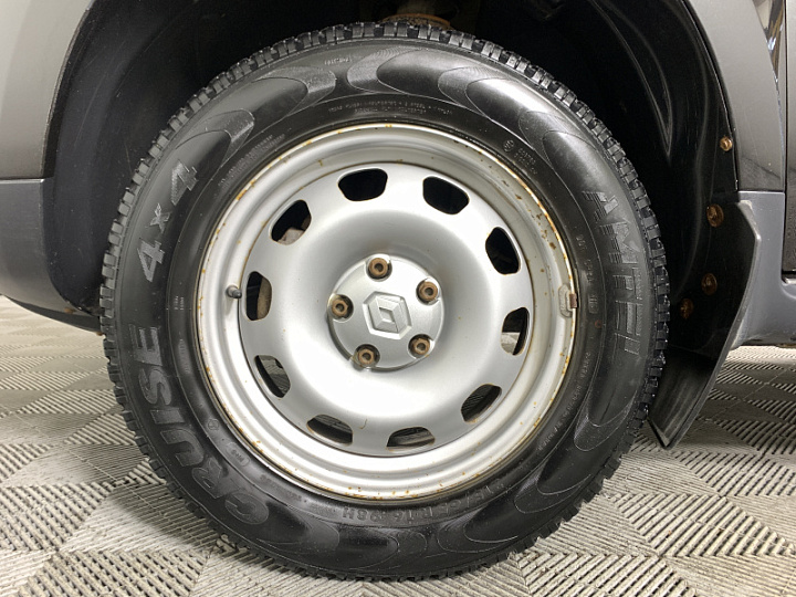 RENAULT Duster 1.6, 2015 года, Механика, ЧЕРНЫЙ