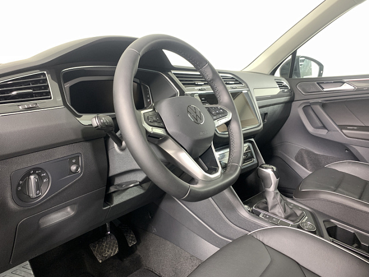 VOLKSWAGEN Tiguan 2, 2022 года, Робот, СЕРЫЙ
