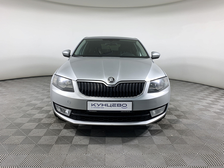 SKODA Octavia 1.8, 2014 года, Робот, Серебристый