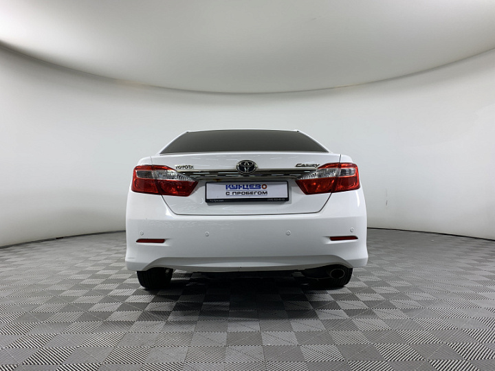 TOYOTA Camry 2.5, 2013 года, Автоматическая, БЕЛЫЙ