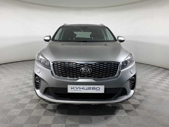 KIA Sorento 2.4, 2019 года, Автоматическая, СЕРЫЙ