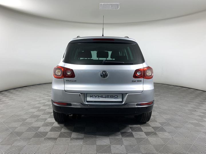 VOLKSWAGEN Tiguan 2, 2009 года, Автоматическая, Серебристый