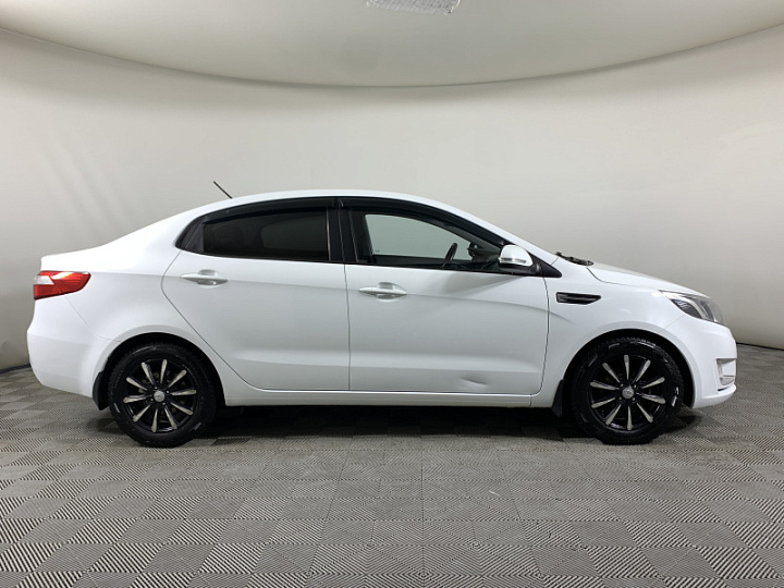 KIA Rio 1.6, 2014 года, Механика, БЕЛЫЙ