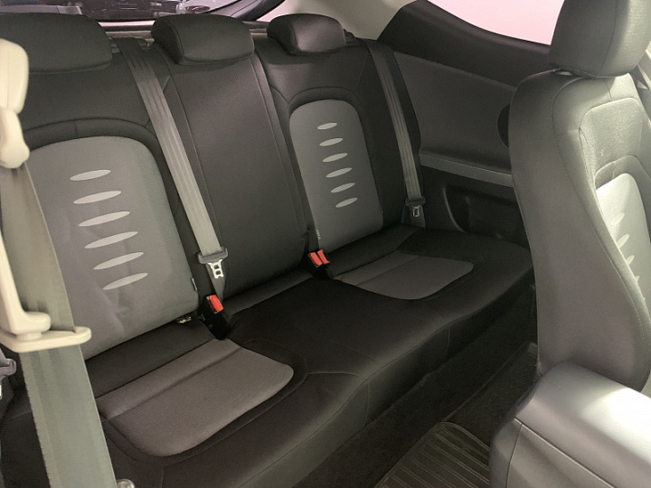 KIA Ceed 1.6, 2013 года, Механика, Черный перламутр