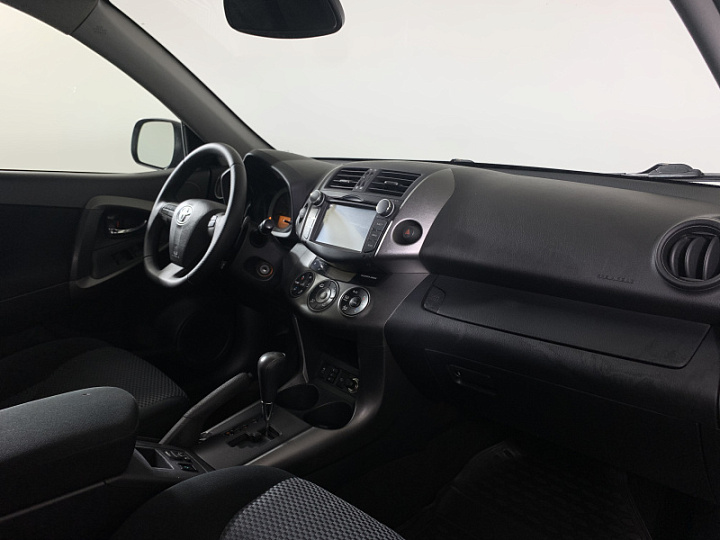 Toyota RAV4 2, 2011 года, Вариатор, Черный