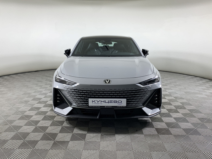Changan UNI-V 1.5, 2024 года, Робот, Серый