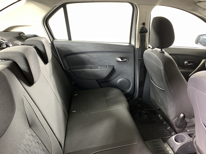 RENAULT Logan 1.6, 2018 года, Механика, БЕЛЫЙ