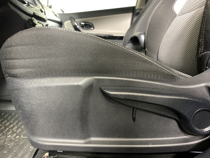 KIA Ceed 1.6, 2013 года, Автоматическая, СЕРЫЙ