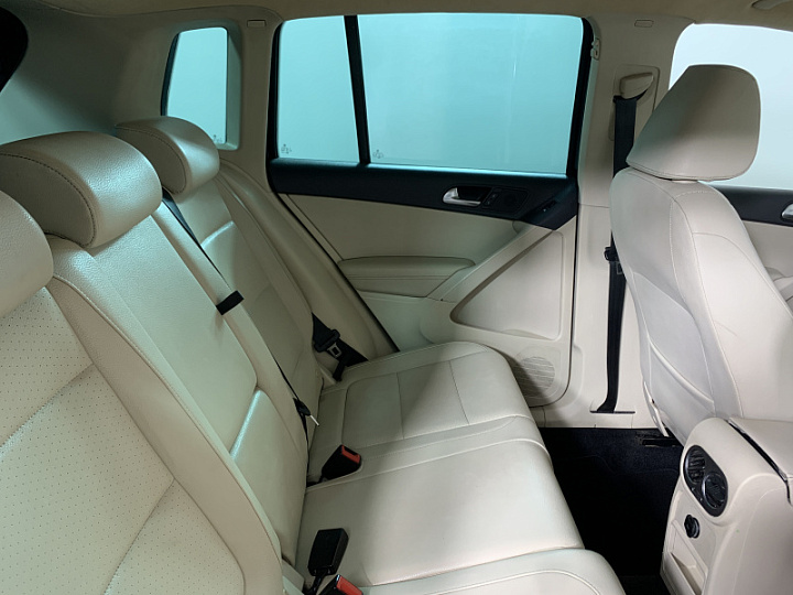VOLKSWAGEN Tiguan 2, 2010 года, Автоматическая, ЧЕРНЫЙ