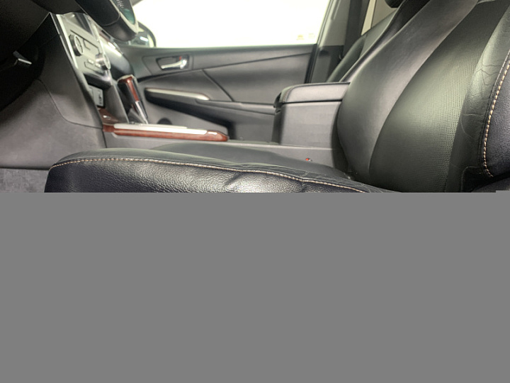 TOYOTA Camry 3.5, 2012 года, Автоматическая, Серебристый
