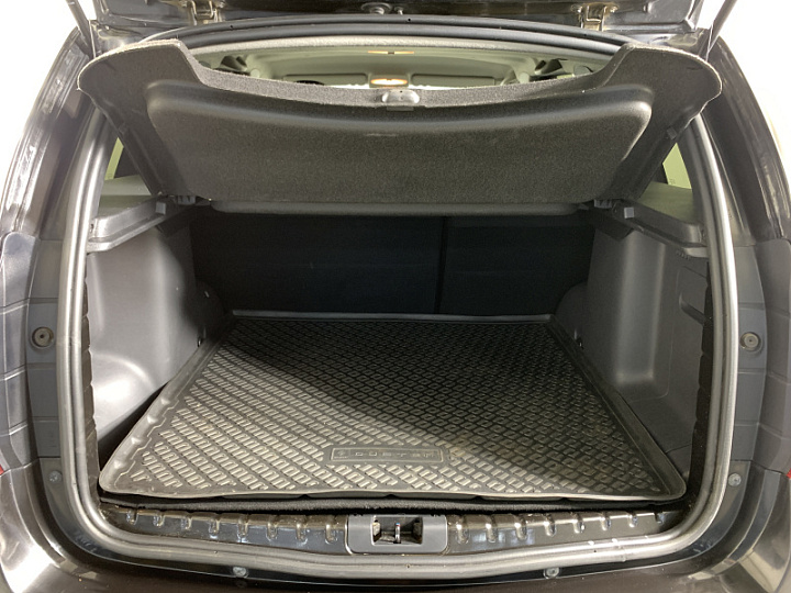 RENAULT Duster 1.6, 2015 года, Механика, ЧЕРНЫЙ