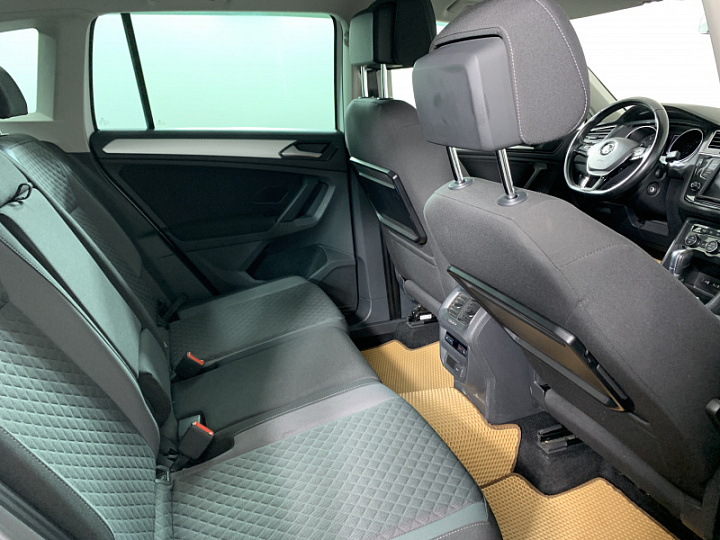 VOLKSWAGEN Tiguan 1.4, 2017 года, Робот, БЕЛЫЙ