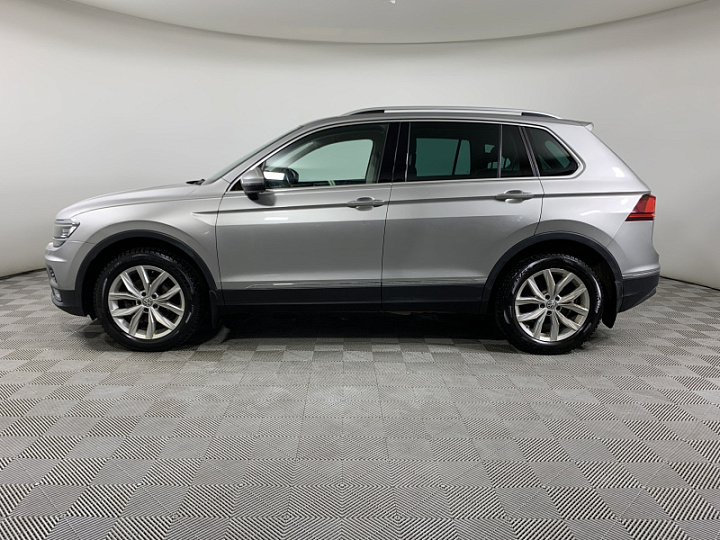 VOLKSWAGEN Tiguan 1.4, 2018 года, Робот, Серебристый