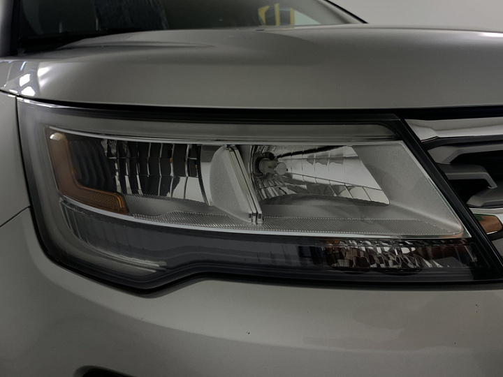 FORD Explorer 3.5, 2018 года, Автоматическая, Серебристый